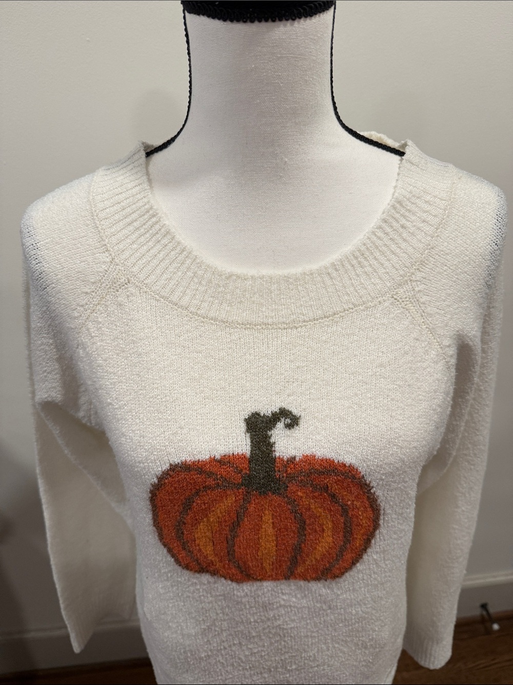 Maurices Cozy Cream Sweater with Pumpkin Motif Size Medium - Picture 3 of 9